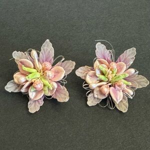 Vintage West Germany Pink Lucite Flower Petals Clip On Earrings Fairy Core Retro